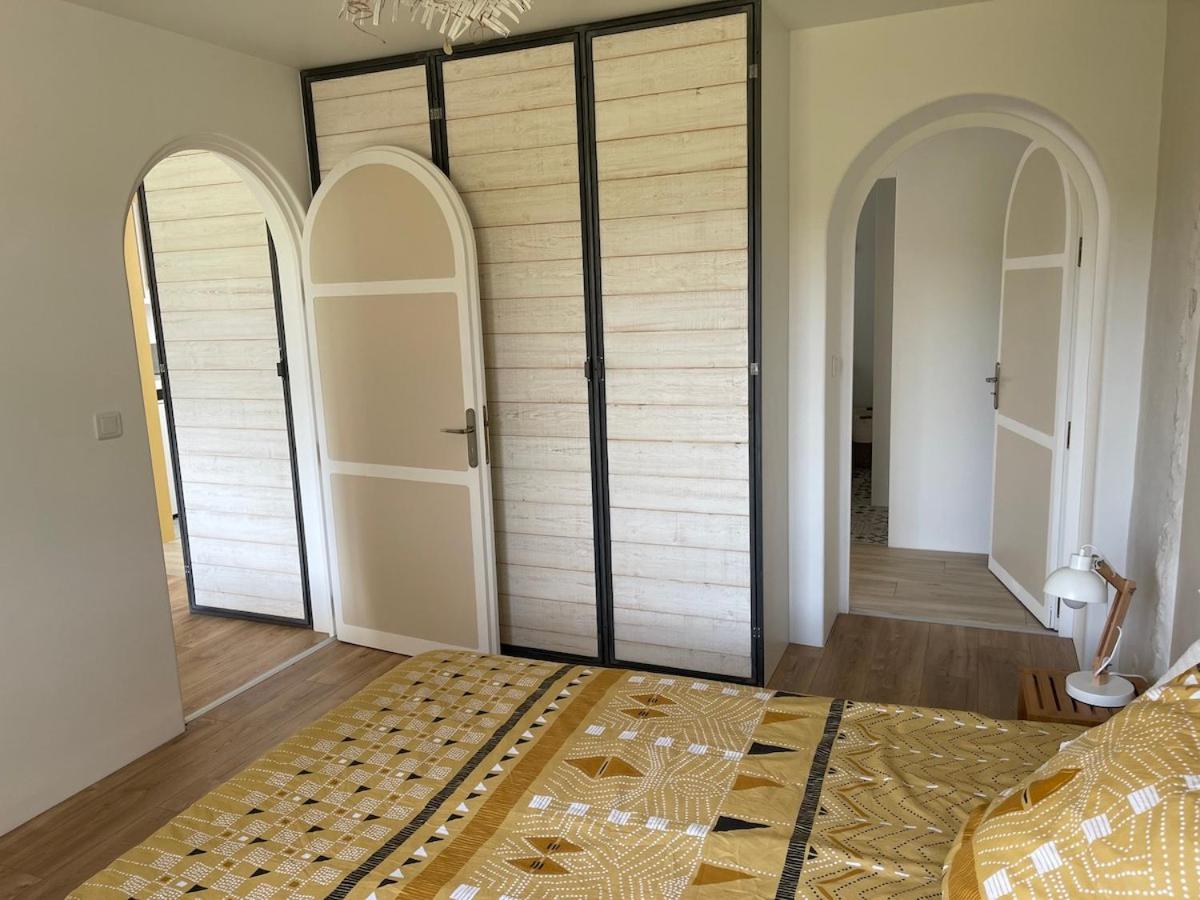 מלון Espiens In The Heart Of Artists'S House מראה חיצוני תמונה